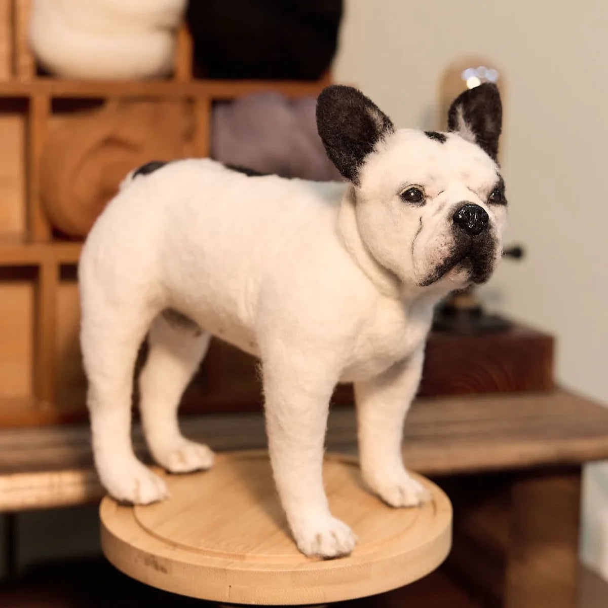 Custom Felt Pet Memorial Sculpture – Realistic Handmade Wool Figurine
