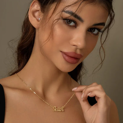 Custom Name Necklace – Personalized Name Jewelry